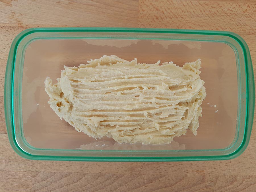 Mehlmargarine für die Zubereitung von veganem KIVEGAN Vleisch