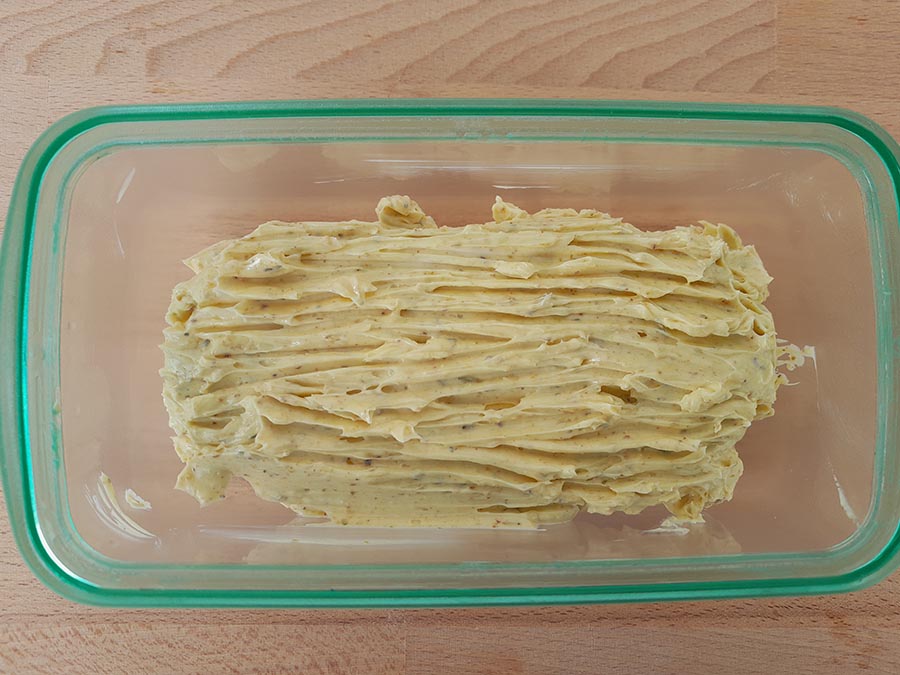 Vegane Kräutermargarine selbst gemacht – Beilage zu KIVEGAN Vleisch