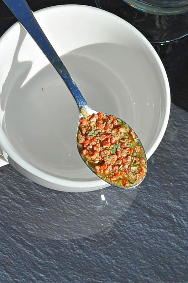 KIVEGAN DRYMIX Trockenmischung auf einem Löffel